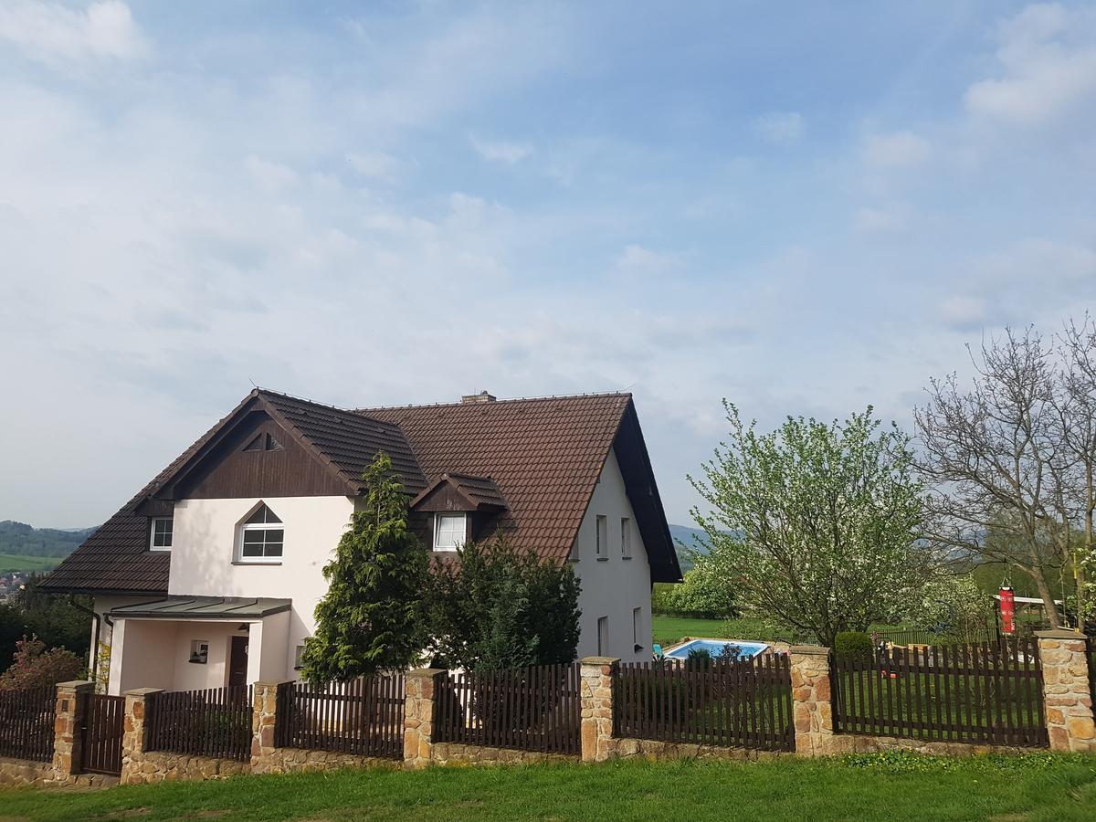 Vila Na Skalce Česká Kamenice Екстериор снимка